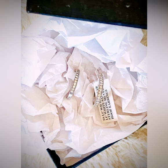 STUNNING White Sapphire & Sterling Silver Red Envelope Hoop Earrings NEW - Picture 3 of 12